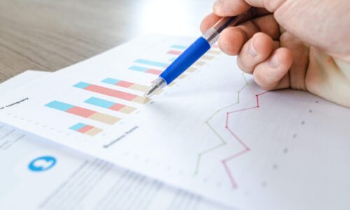 الاستطلاعات الجارية