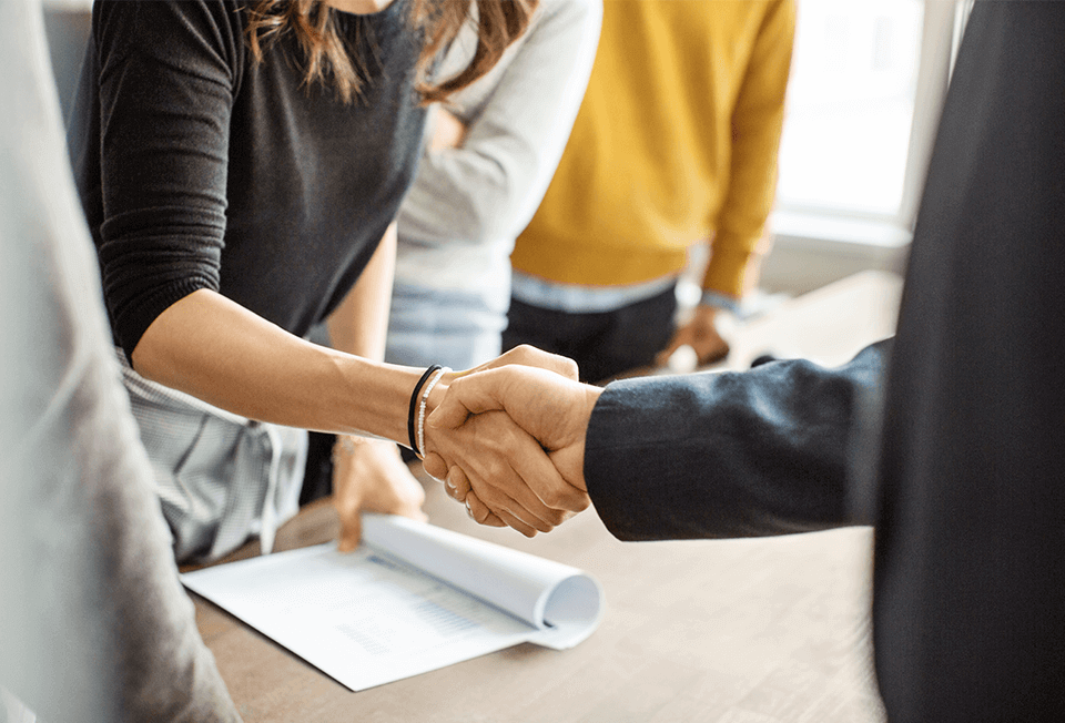 Guiding-Principles_Image_Unparalleled-Client-Services_1219